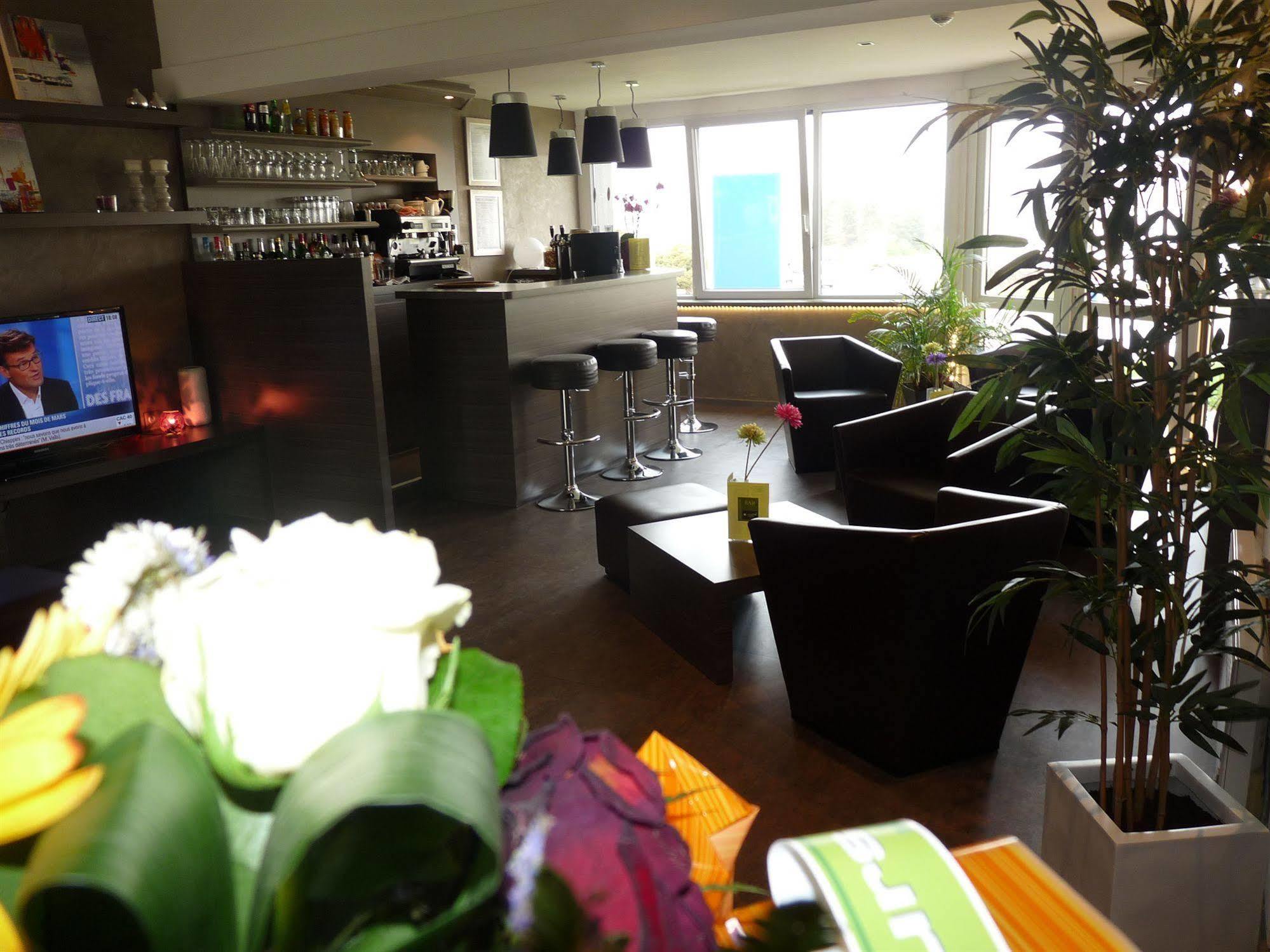 Hotel Restaurant L'Eskemm St Brieuc-Tregueux Bagian luar foto