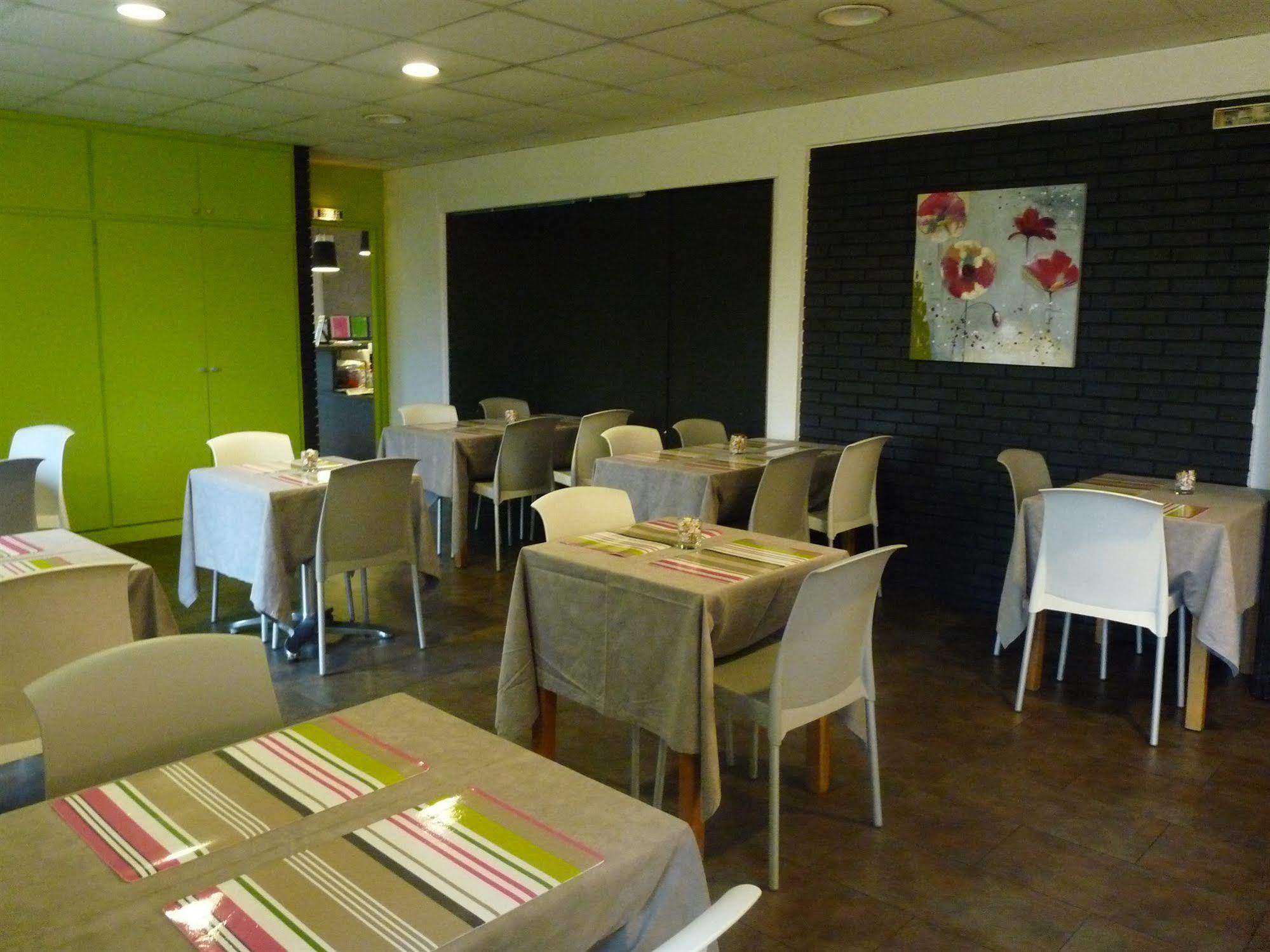 Hotel Restaurant L'Eskemm St Brieuc-Tregueux Bagian luar foto